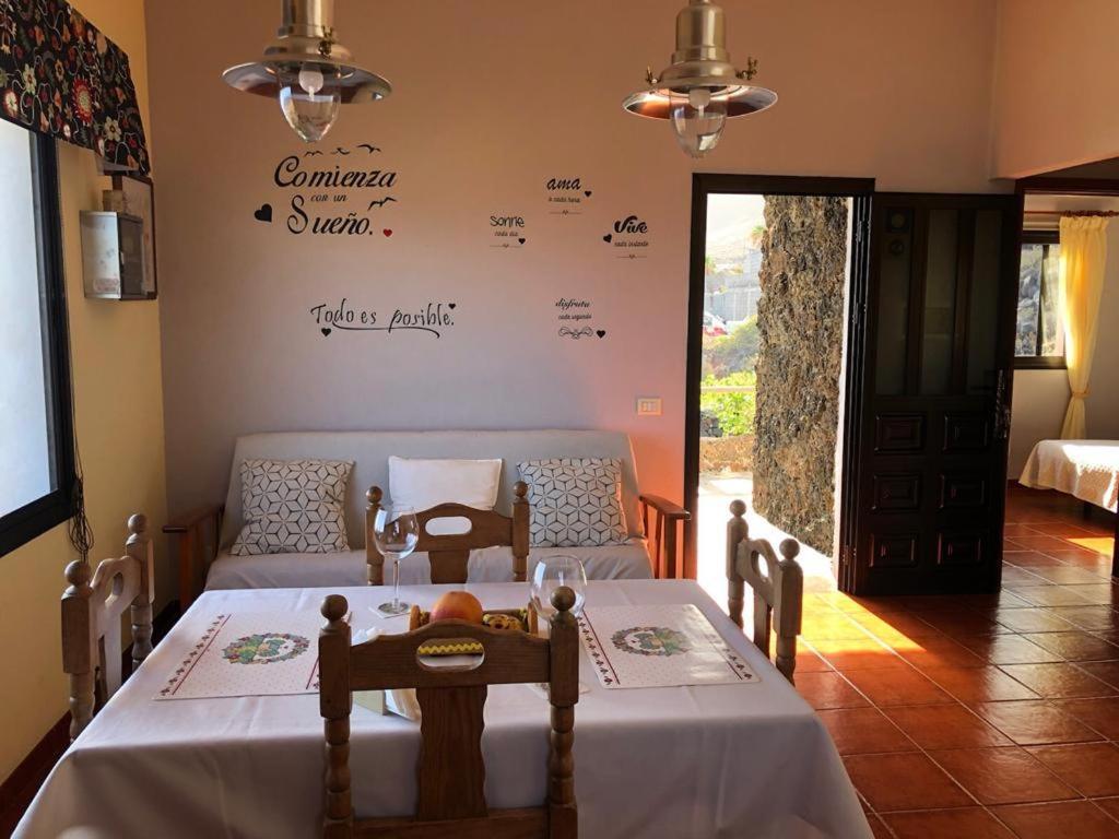 La Casita Villa Timijiraque Exterior photo